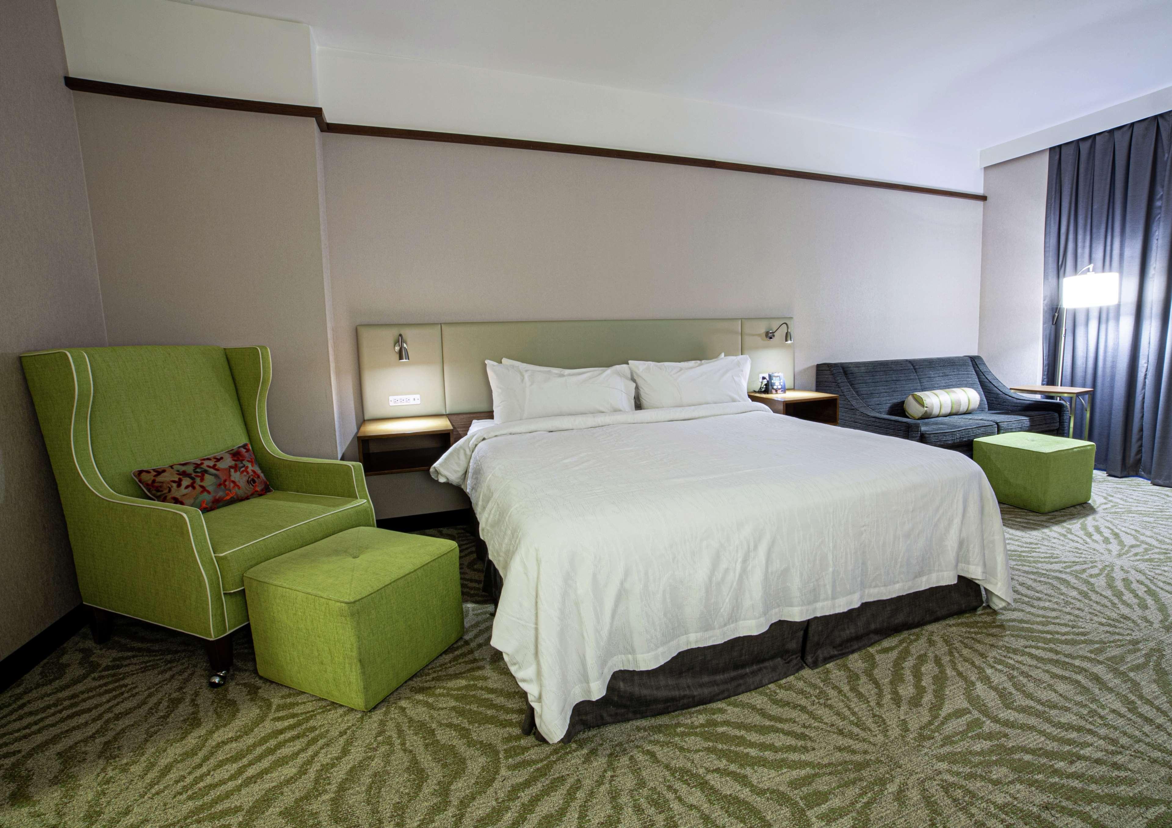 Hilton Garden Inn Montreal Airport Dorval Εξωτερικό φωτογραφία