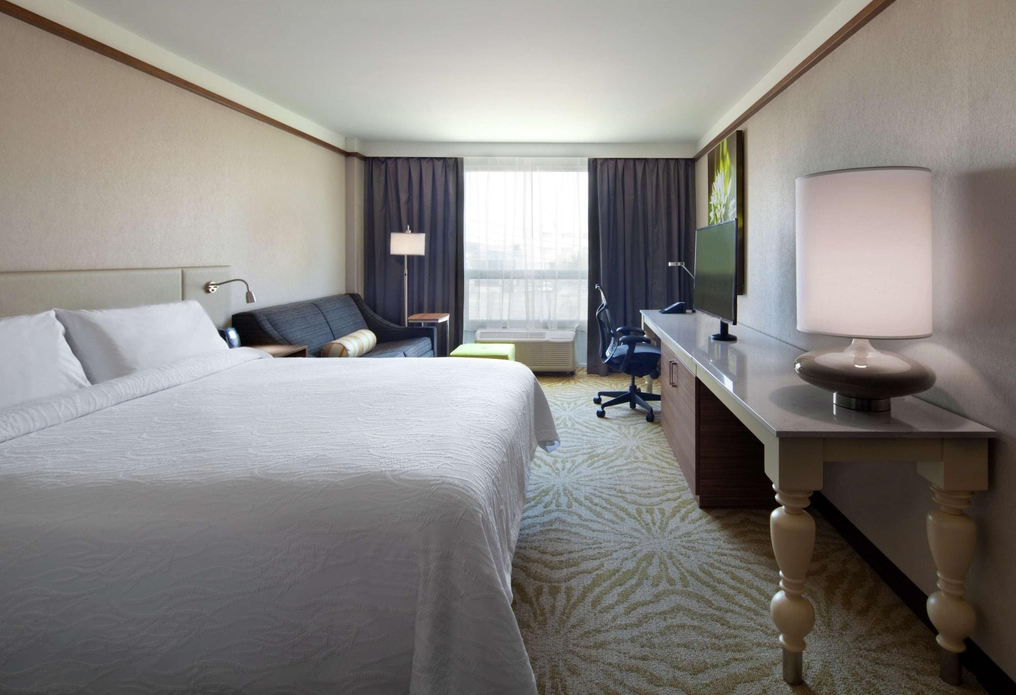 Hilton Garden Inn Montreal Airport Dorval Εξωτερικό φωτογραφία